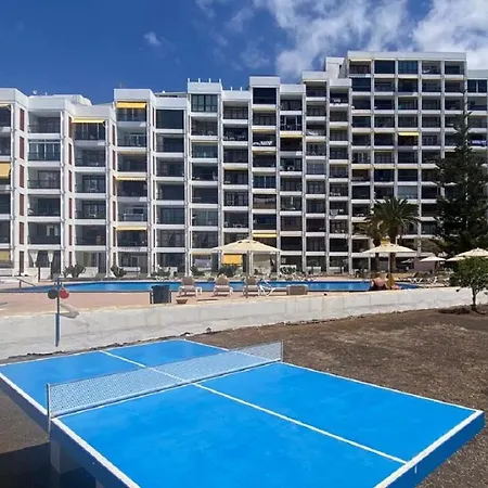 Beach&pool In * Playa de las Américas